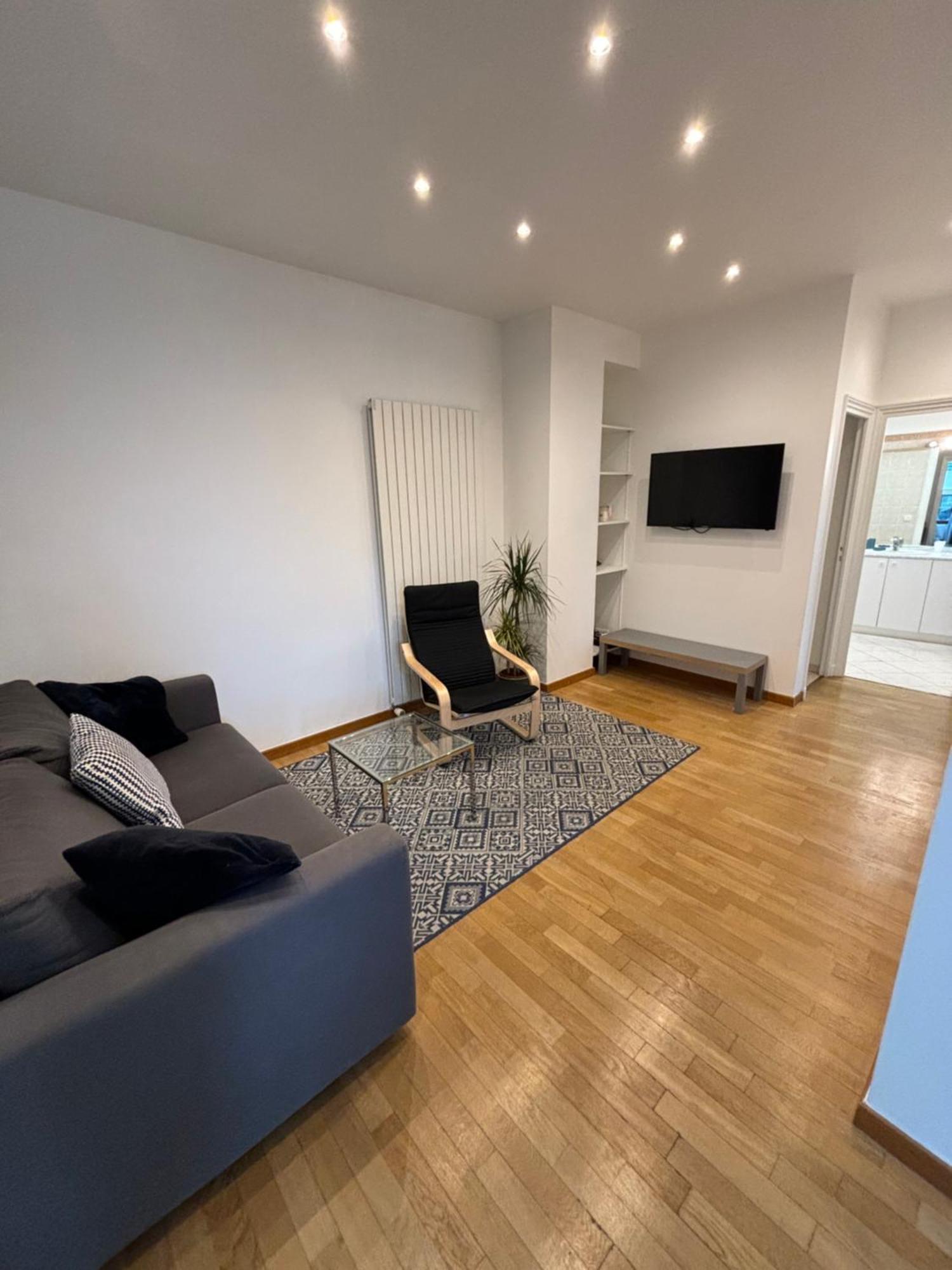 Appartement 2 Chambres Dans Une Belle Maison A Proximite De Paris Asnieres-sur-Seine Luaran gambar