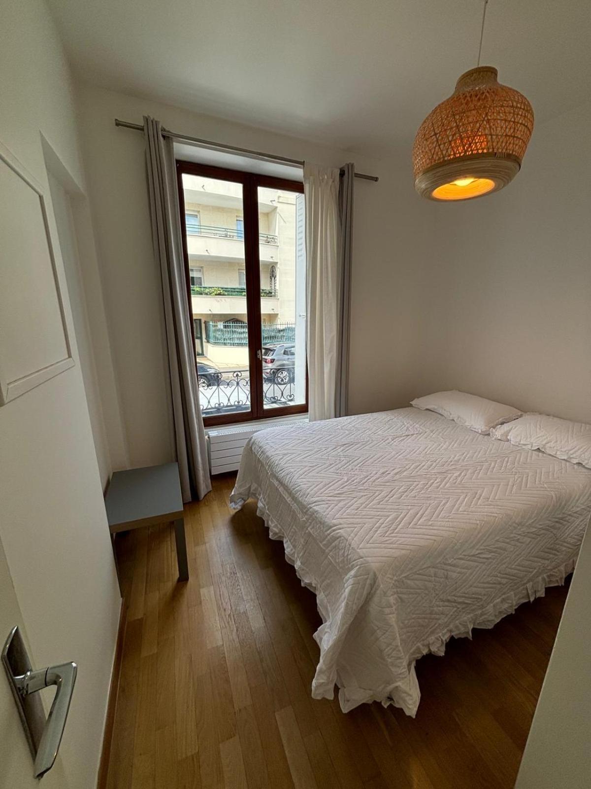 Appartement 2 Chambres Dans Une Belle Maison A Proximite De Paris Asnieres-sur-Seine Luaran gambar